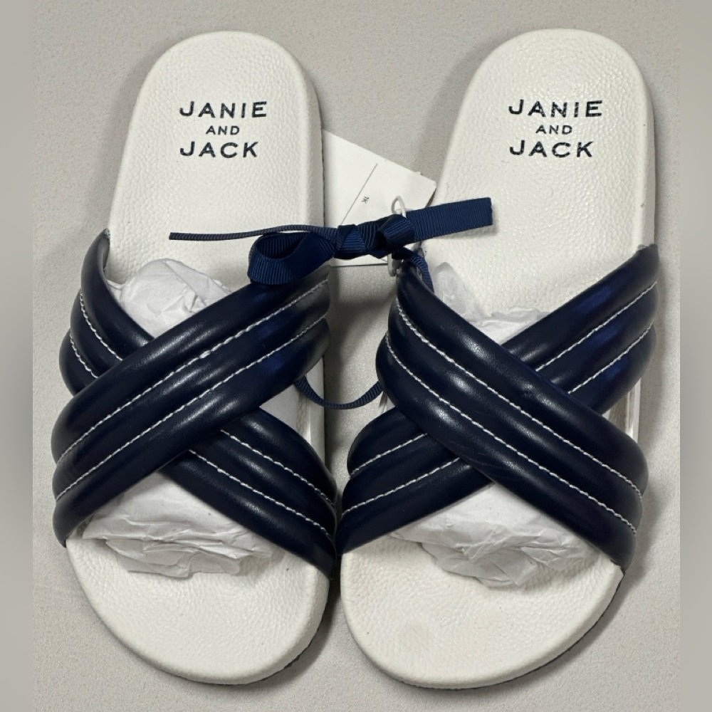 JANIE and JACK Cross-strap Pool Slide
